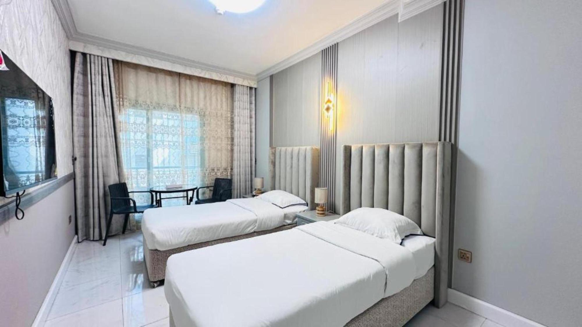 Belvilla Luxury Marino Near Deira Clock Tower Hotel 4*