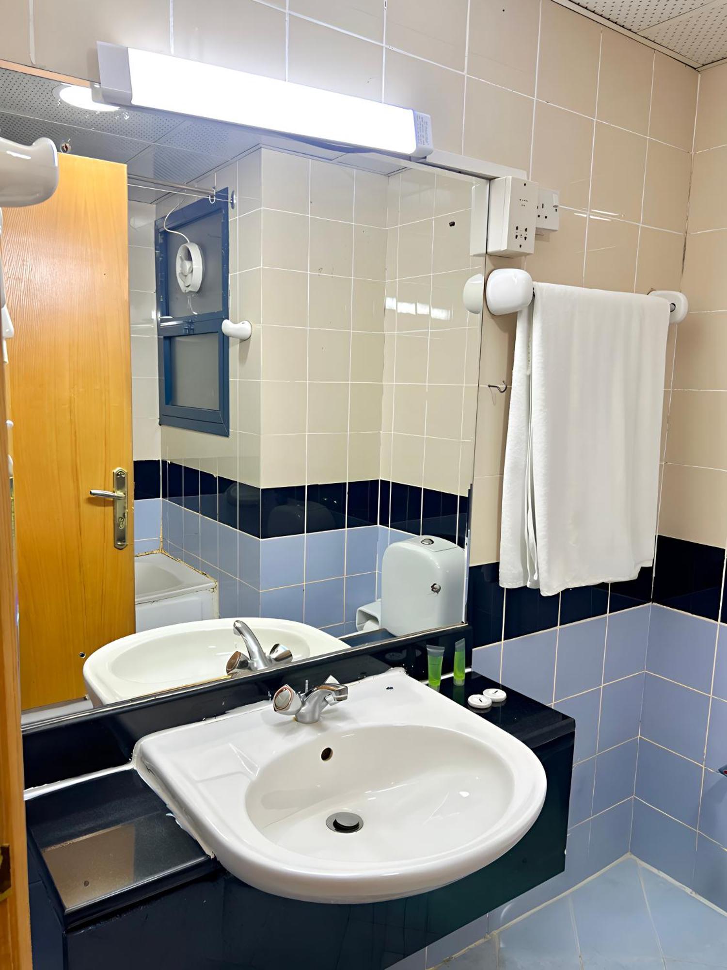 Hotel Belvilla Luxury San Marino Near Deira Clock Tower Dubai