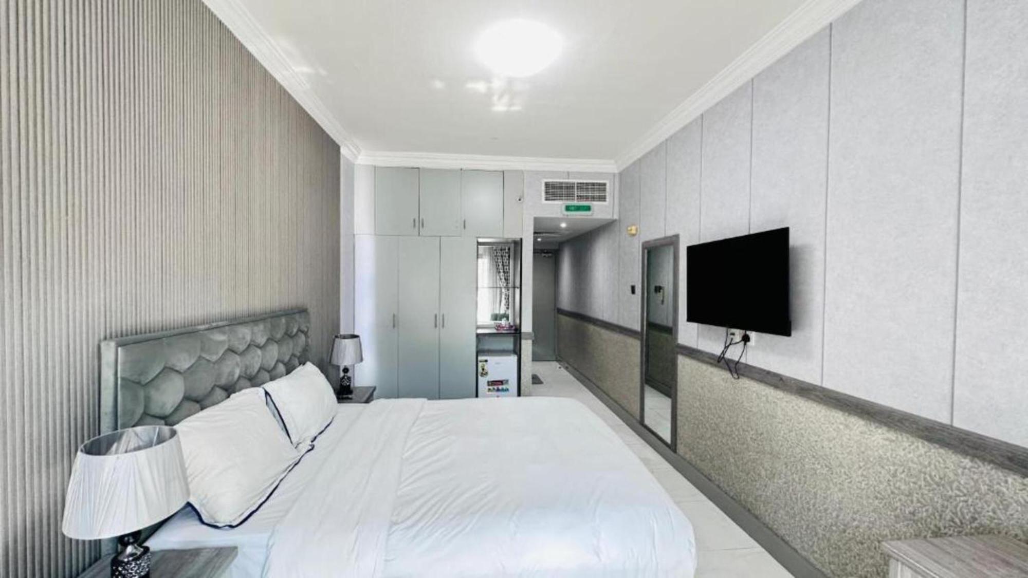 Belvilla Luxury Marino Near Deira Clock Tower