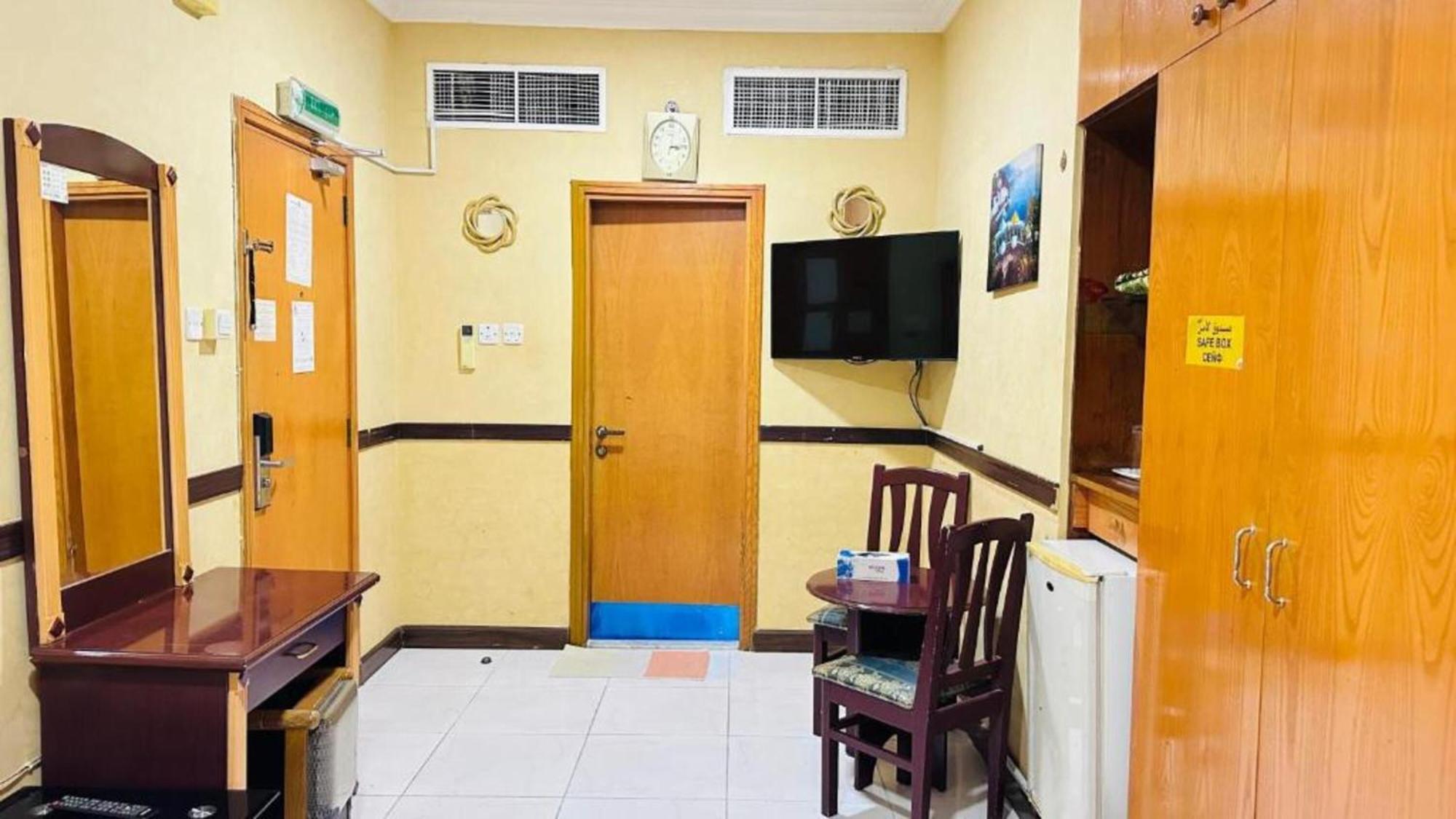 Belvilla Luxury Marino Near Deira Clock Tower 4*